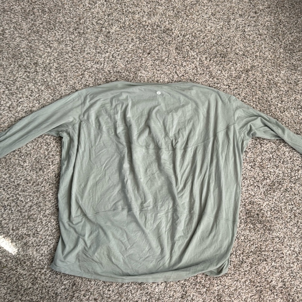 Lululemon oversized long sleeve shirt